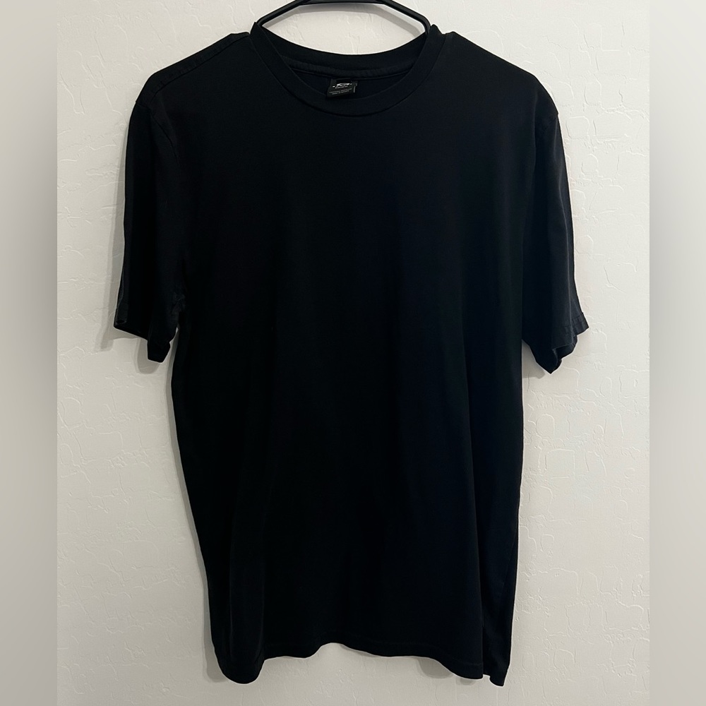 Oakley Men’s Black Short Sleeve Shirt - Size Medium